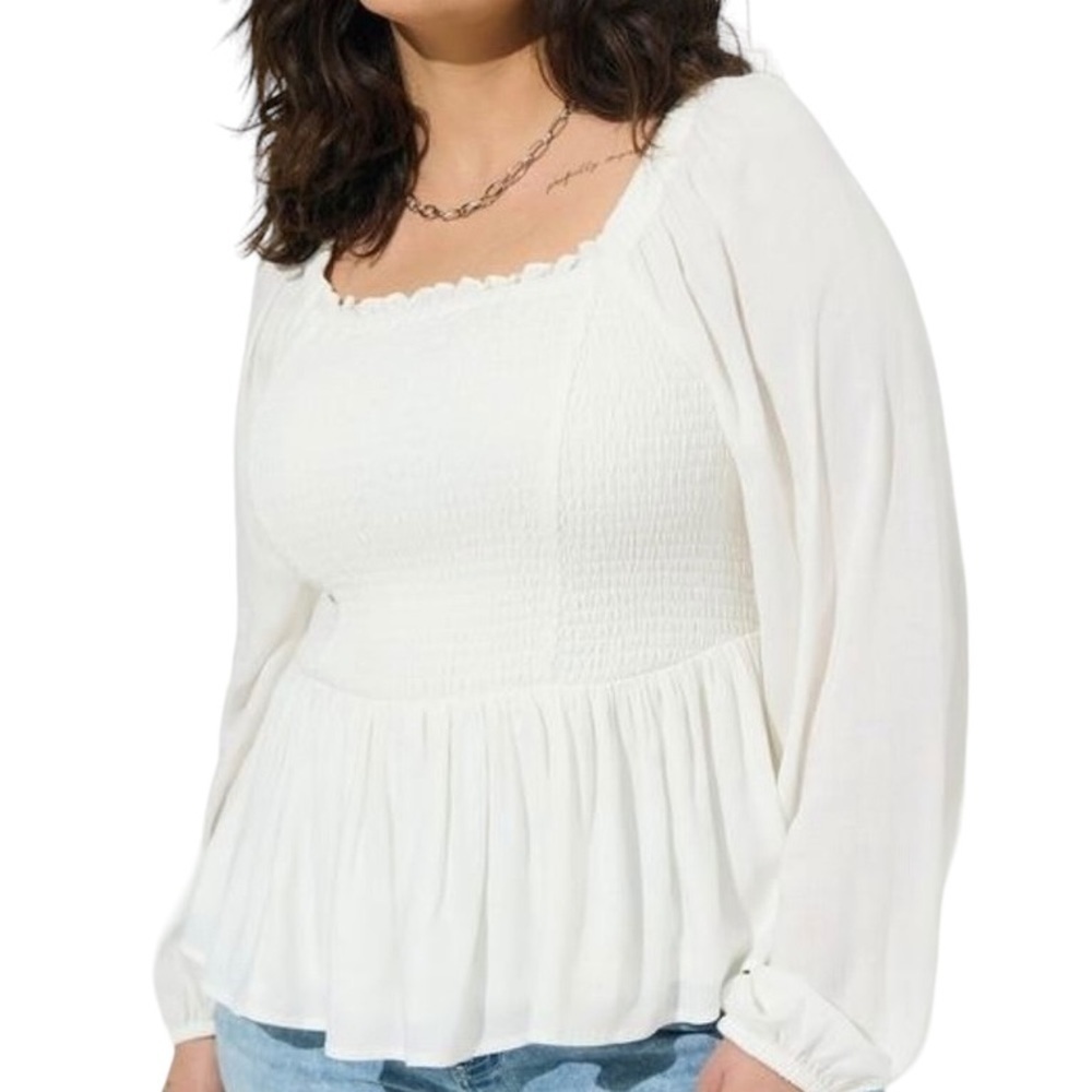 TORRID NWT‎ Cloud Dancer White Smocked Crop Blouse – Size 3X